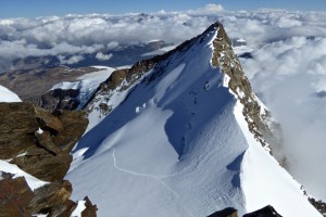 Nordend 4609m und unsere Abstiegsspur über den Gornergletscher zur Monte-Rosa-Hütte SAC