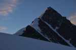Die steilen Firnwände des Gross Fiescherhorn - unser Gipfelziel